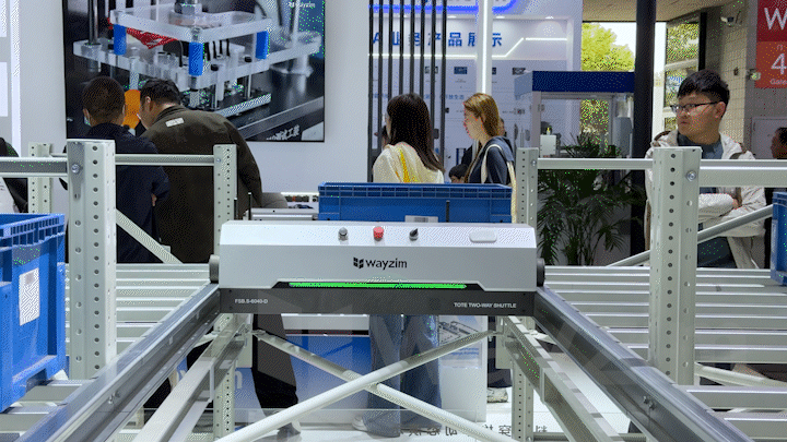 料箱两向穿梭车两向穿梭1.8MB.gif 料箱两向穿梭车两向穿梭1.8MB.gif